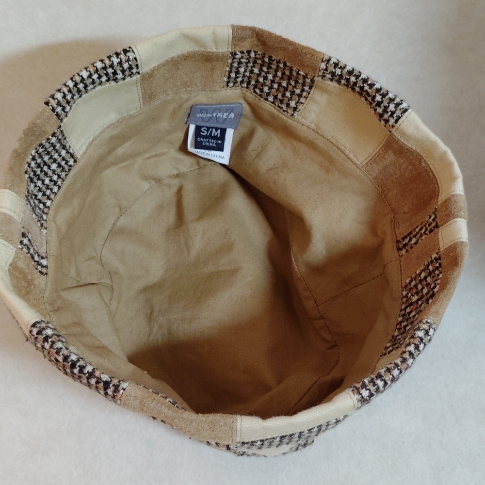Wilsons Leather Patchwork Bucket Hat in Cream, Tan & Black Houndstooth - Picture 3 of 6
